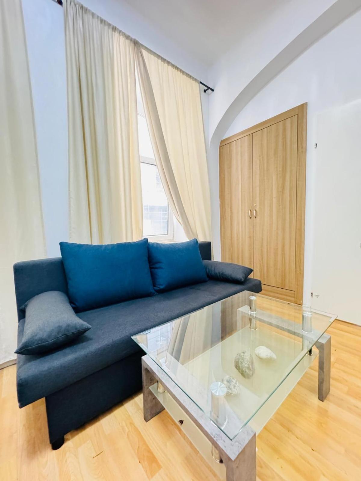 Comfy Rooms In A Shared Apt, 8Min To Rathausplatz Wien Eksteriør billede