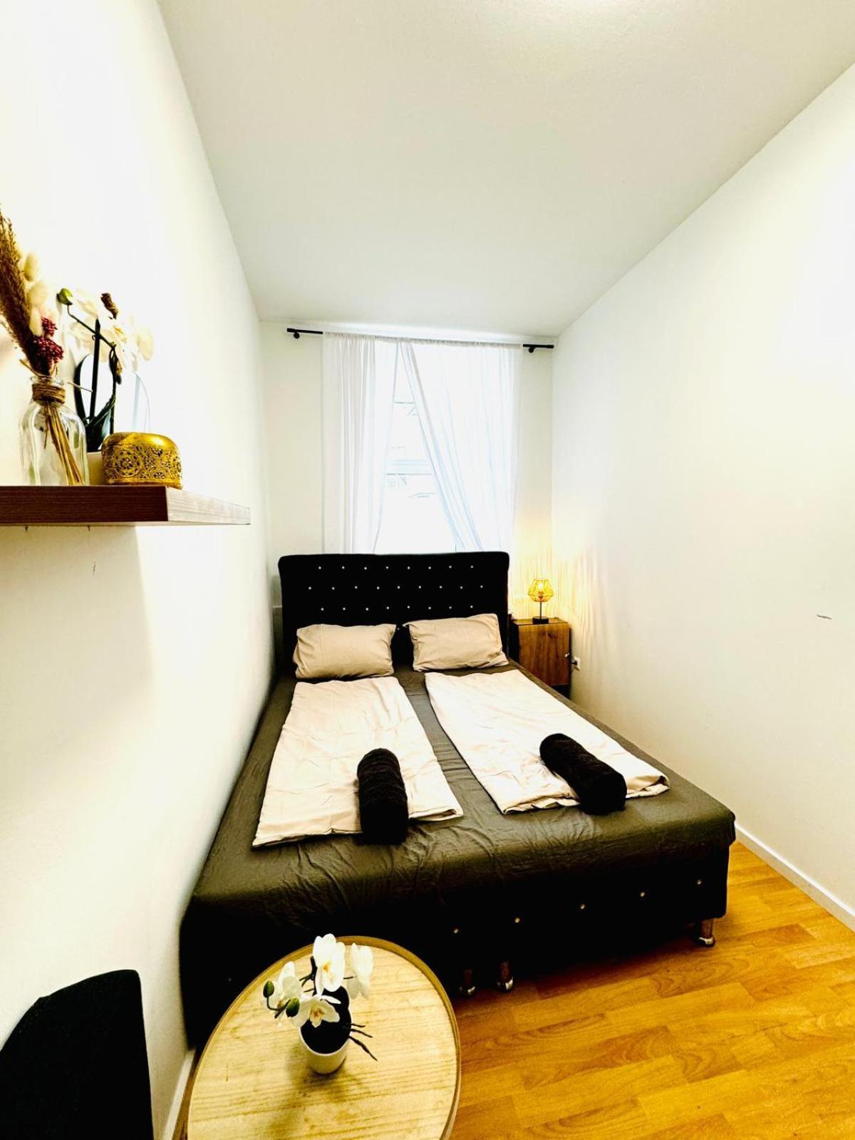 Comfy Rooms In A Shared Apt, 8Min To Rathausplatz Wien Eksteriør billede