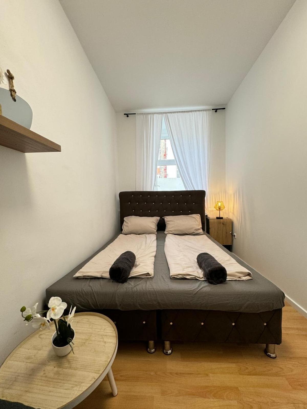 Comfy Rooms In A Shared Apt, 8Min To Rathausplatz Wien Eksteriør billede