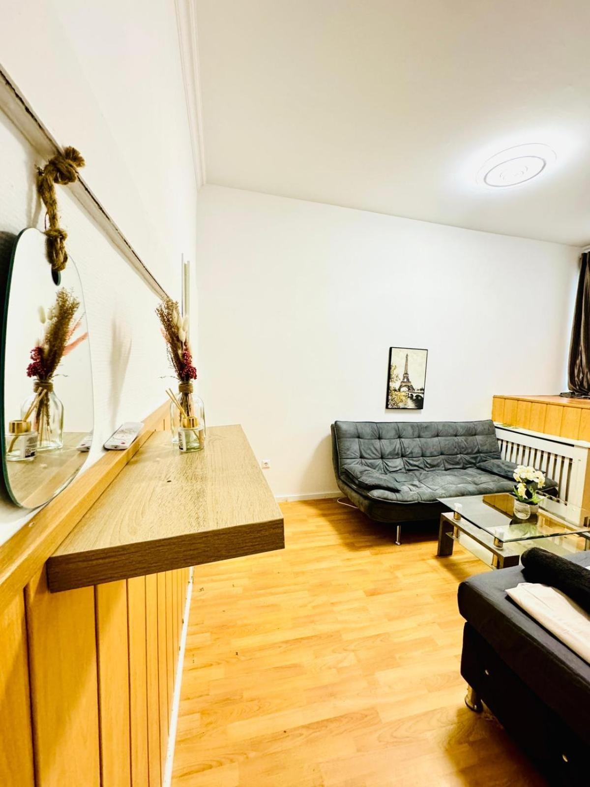 Comfy Rooms In A Shared Apt, 8Min To Rathausplatz Wien Eksteriør billede