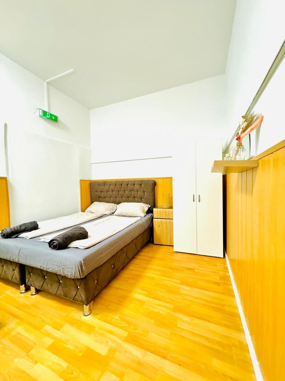 Comfy Rooms In A Shared Apt, 8Min To Rathausplatz Wien Eksteriør billede