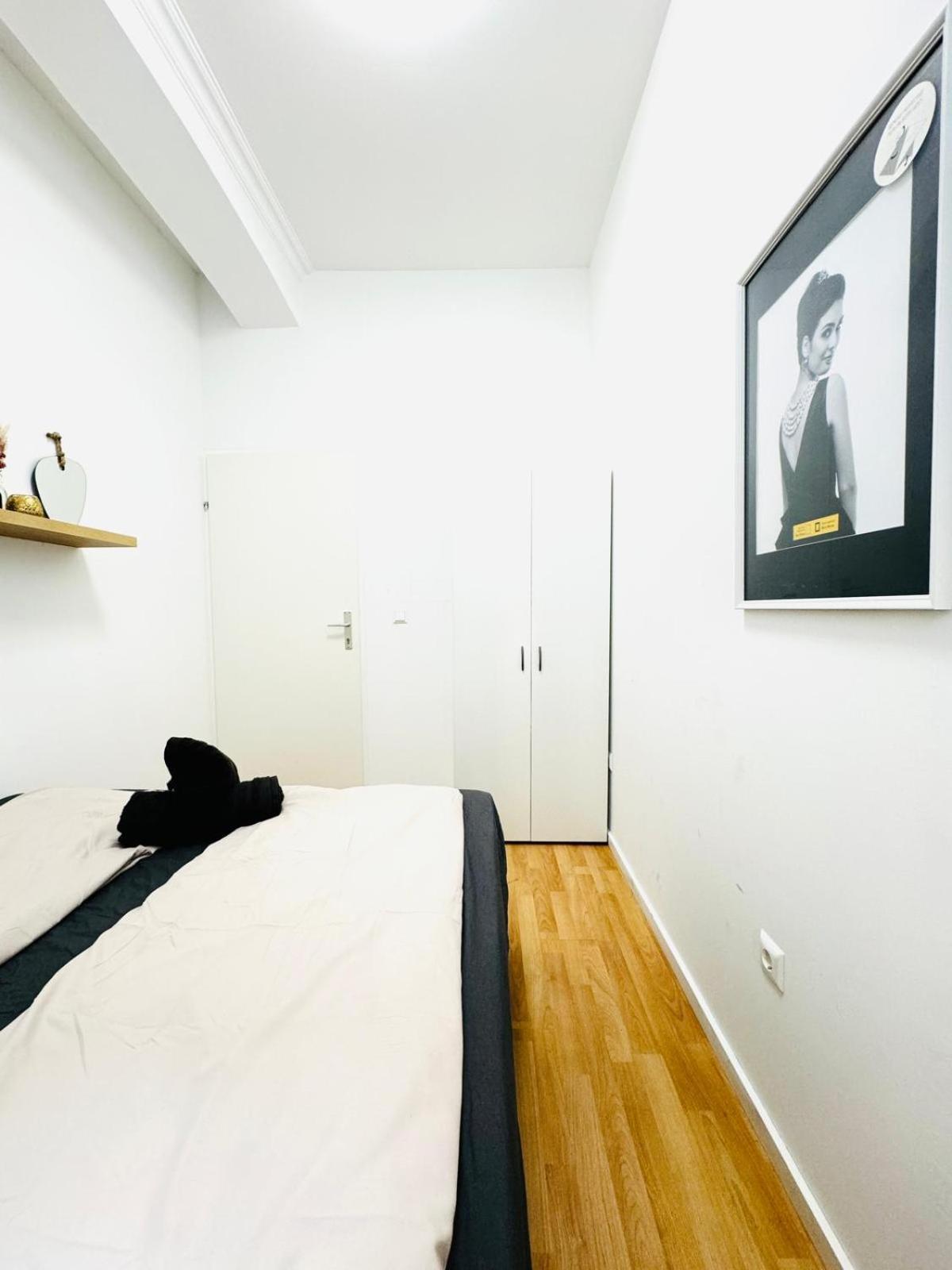 Comfy Rooms In A Shared Apt, 8Min To Rathausplatz Wien Eksteriør billede