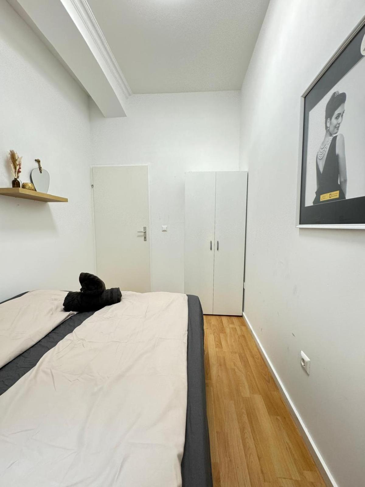 Comfy Rooms In A Shared Apt, 8Min To Rathausplatz Wien Eksteriør billede