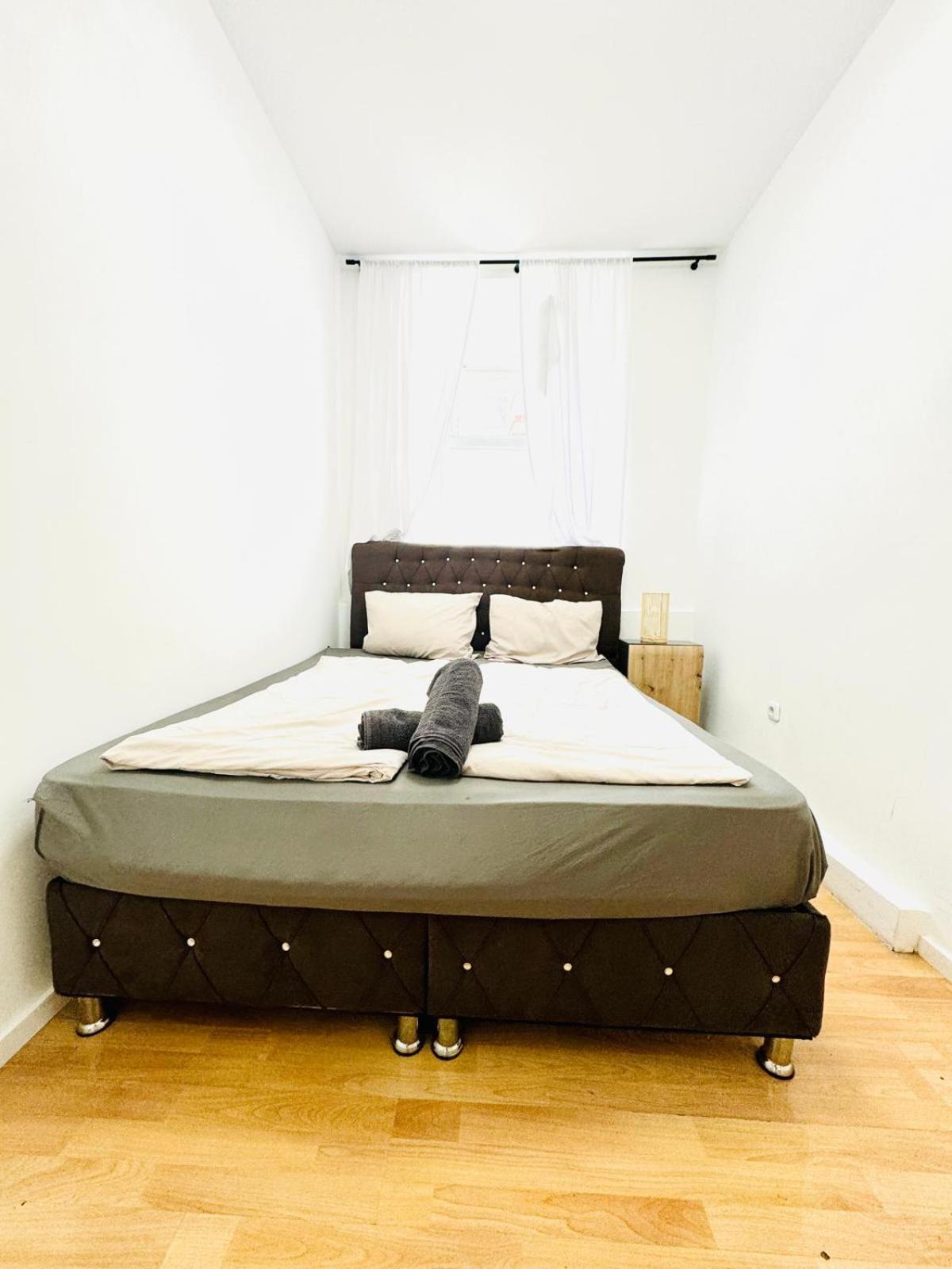 Comfy Rooms In A Shared Apt, 8Min To Rathausplatz Wien Eksteriør billede