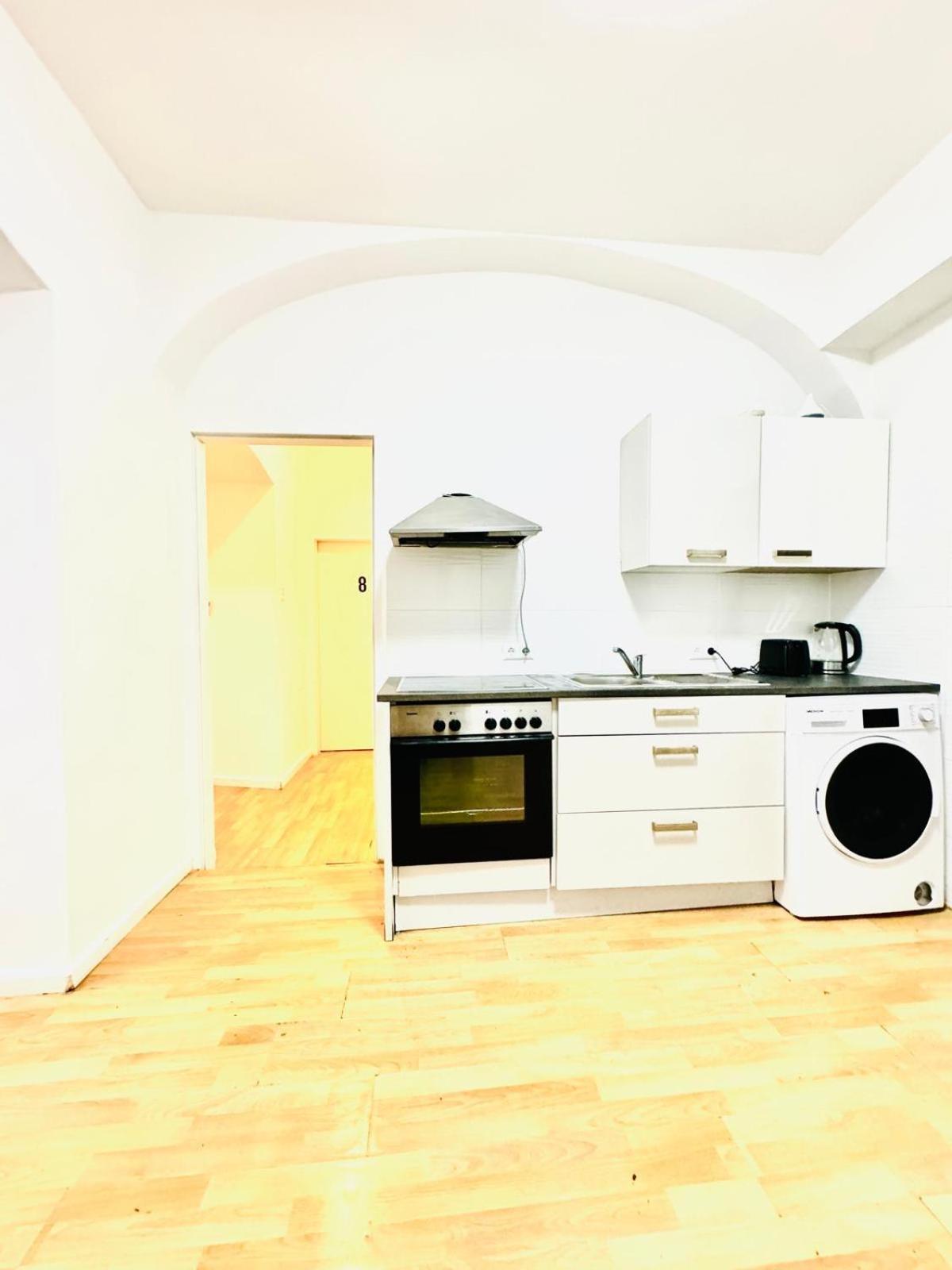Comfy Rooms In A Shared Apt, 8Min To Rathausplatz Wien Eksteriør billede