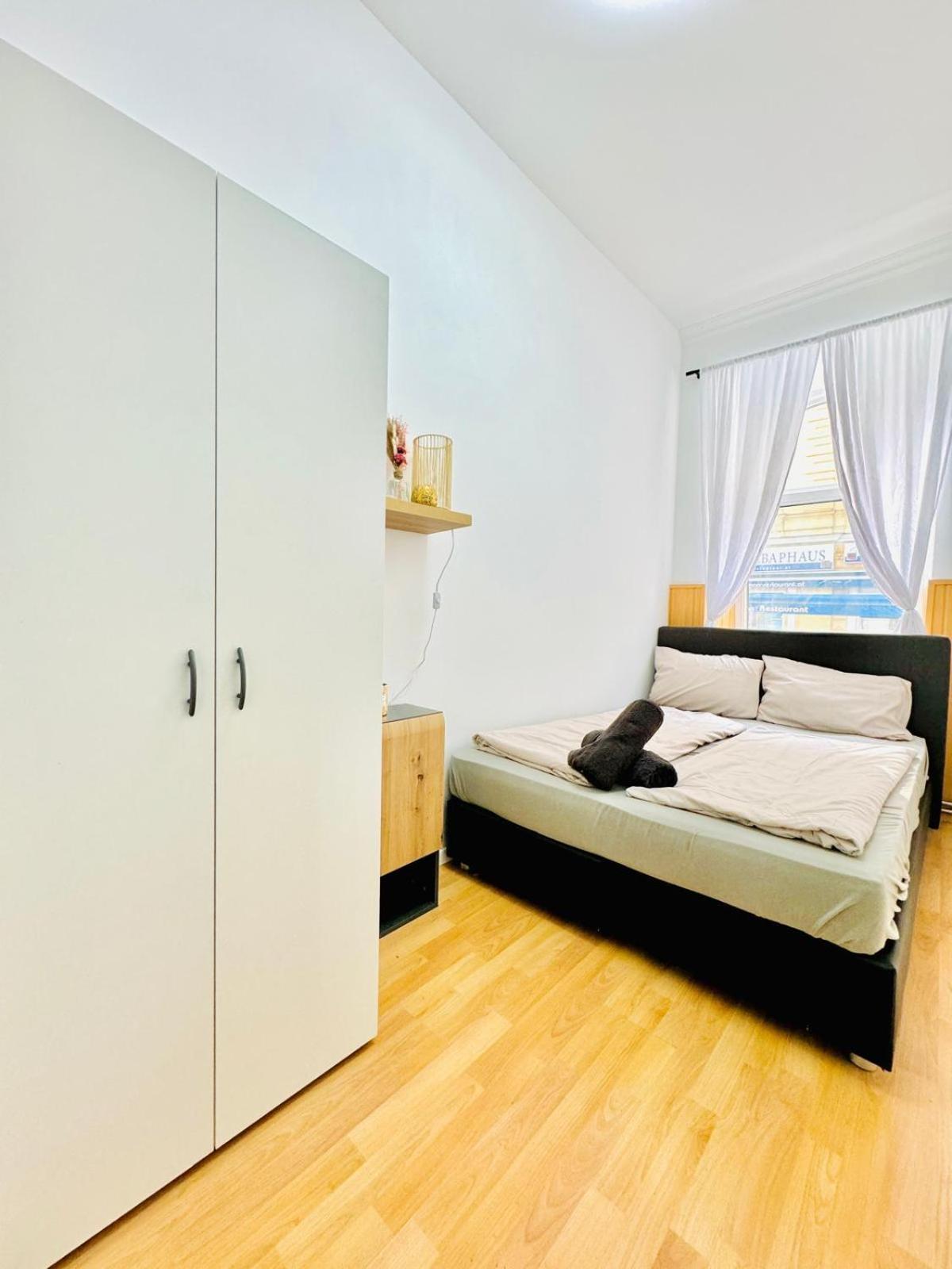 Comfy Rooms In A Shared Apt, 8Min To Rathausplatz Wien Eksteriør billede