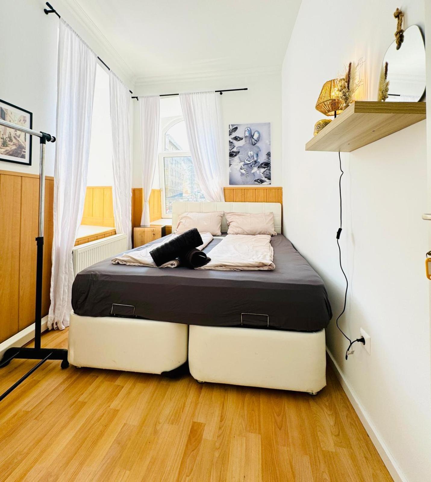 Comfy Rooms In A Shared Apt, 8Min To Rathausplatz Wien Eksteriør billede